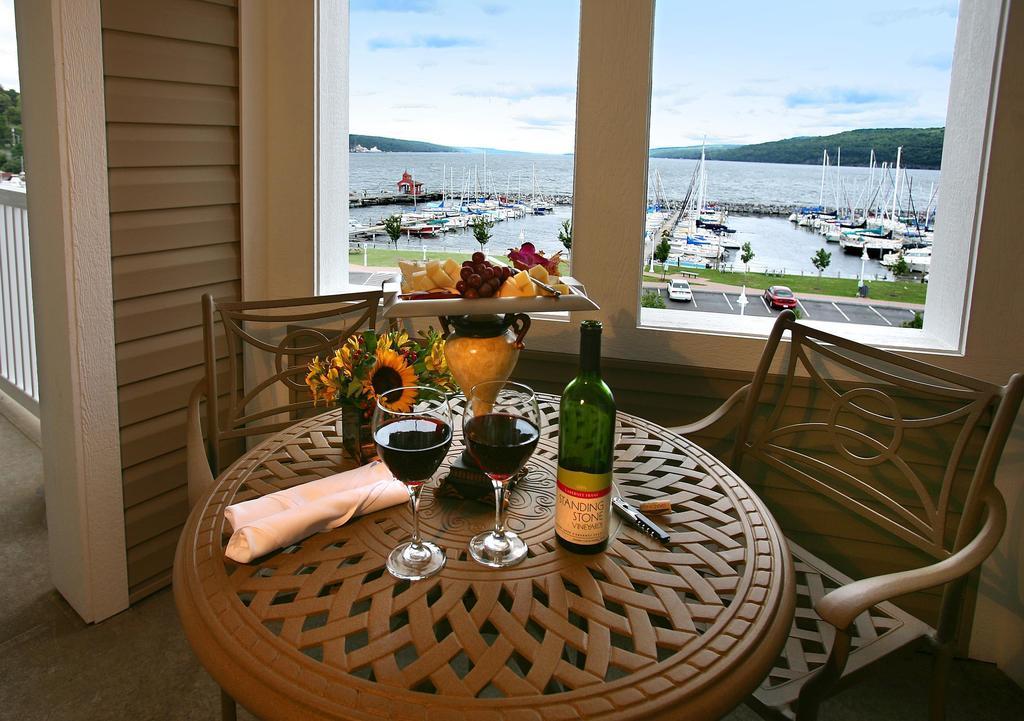 Watkins Glen Harbor Hotel Ristorante foto